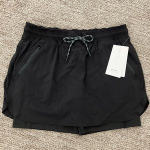 Athleta Trekkie Skort
